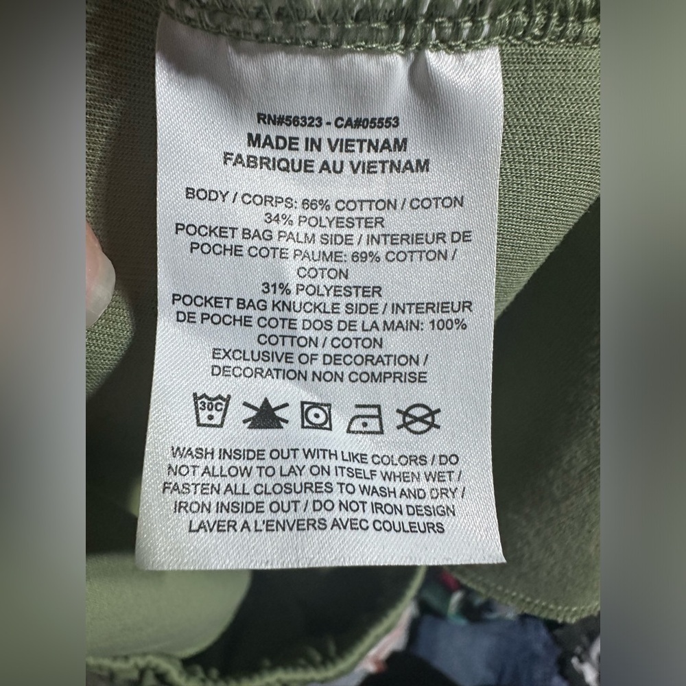 Nike Sportswear Tech Fleece Shorts Athletic DZ4472-386 Oil Green Knit Men L NWOT - Picture 7 of 7